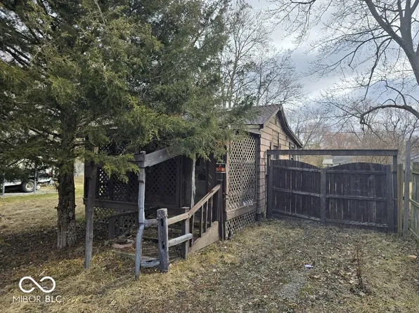 312 N Grafton Ave, Muncie, IN 47303