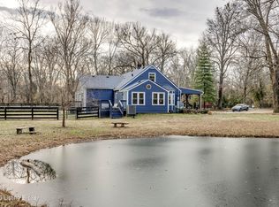 219 Wood Rd, Lyndon, KY 40222