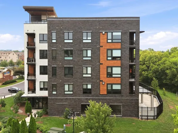 44691 Wellfleet Dr #202, Ashburn, VA 20147