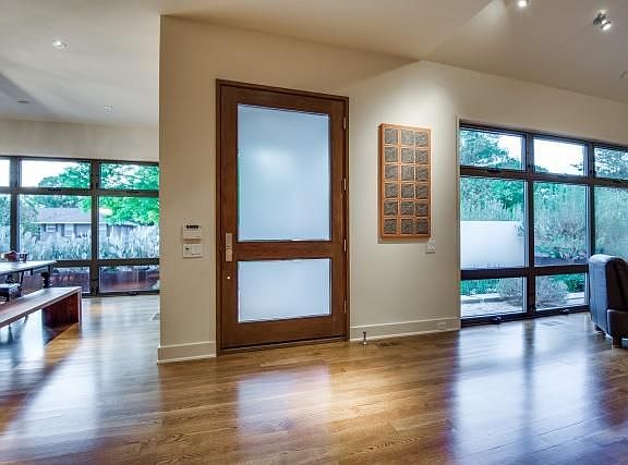 5th image of 7422 Midbury Dr