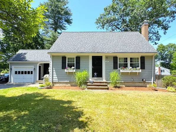 291 Chemung St, Stoughton, MA 02072