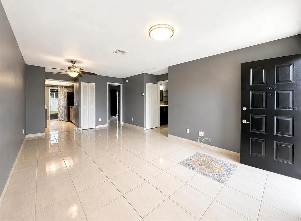 2 bed, 2.0 bath, 875 sqft, $1,700 — Photo 4
