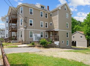 451-453 Fairmount St, Woonsocket, RI 02895