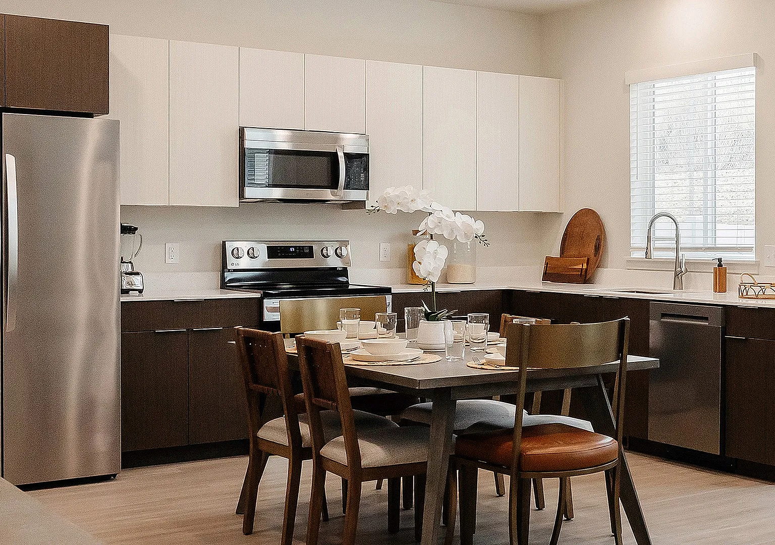 Railrunner Townhomes — Photo 4