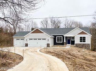 920 Cramton Ave NE, Ada, MI 49301