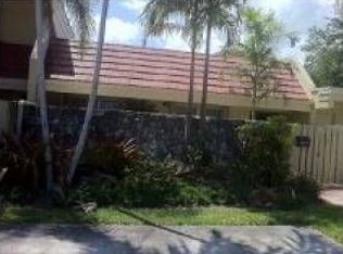 8108 SW 81st Pl, Miami, FL 33143