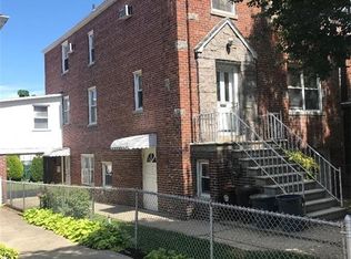 1924 Yates Ave, Bronx, NY 10461