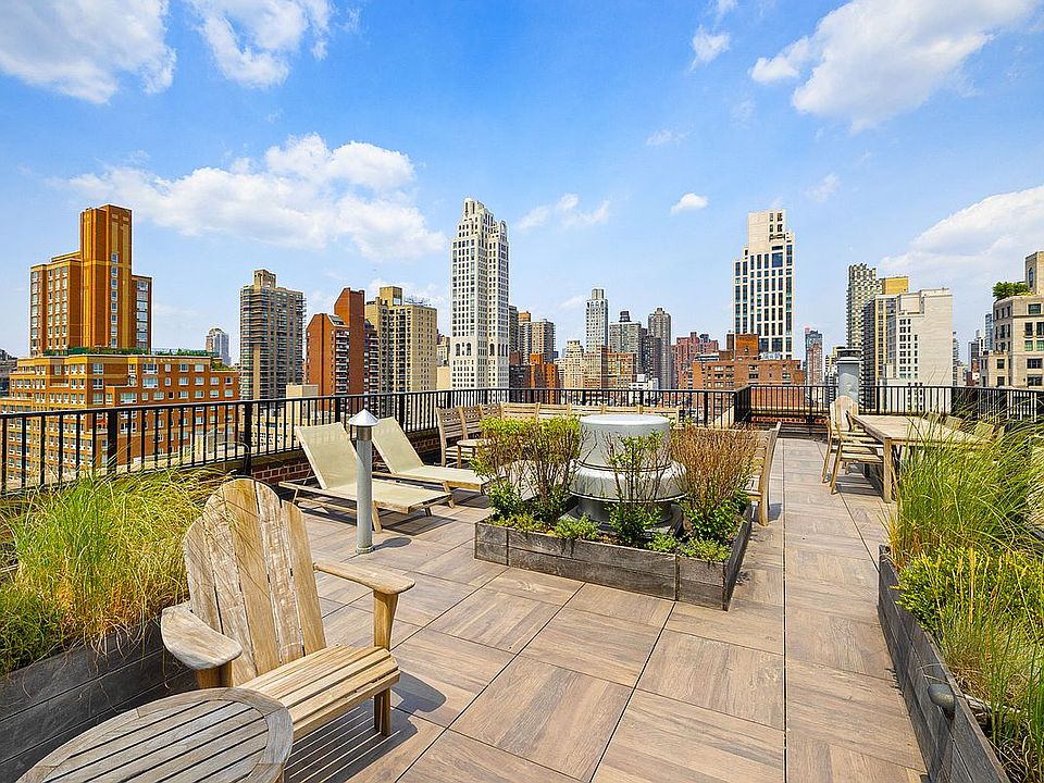 2nd image of 239 E 79th St APT 9A