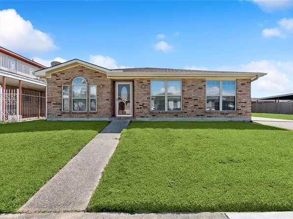 7220 W Renaissance Ct, New Orleans, LA 70128