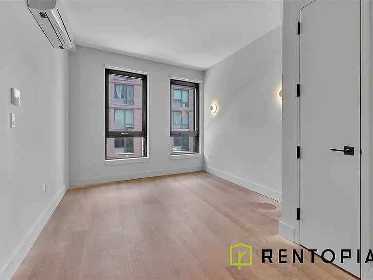 130 Hope St #508B — Photo 6