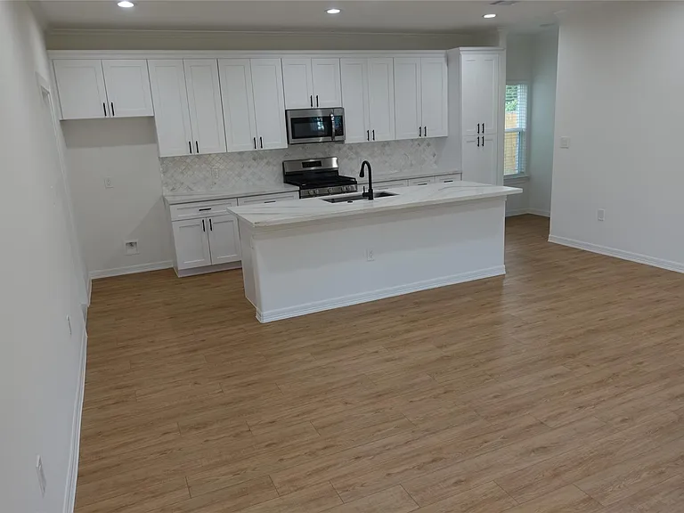 9602 Champion Heavens Dr — Photo 21