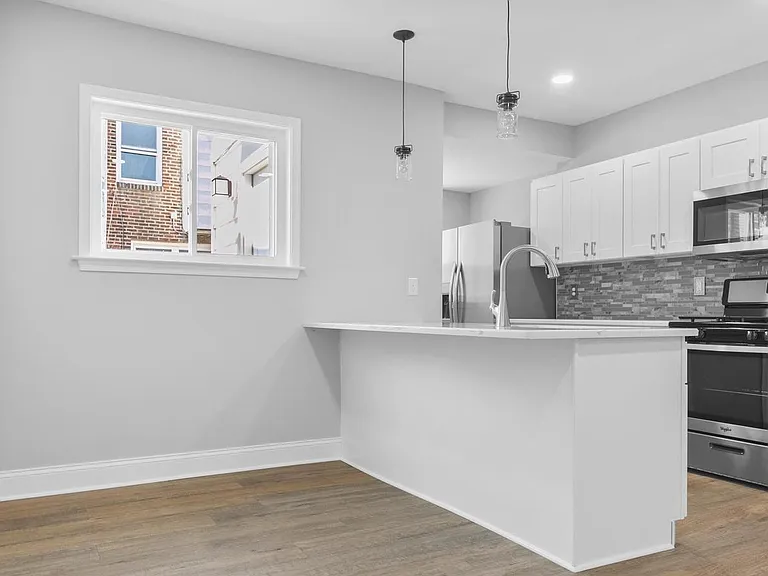 1536 S Corlies St — Photo 3
