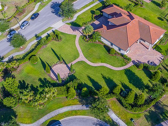 2nd image of 1300 Bancroft Dr