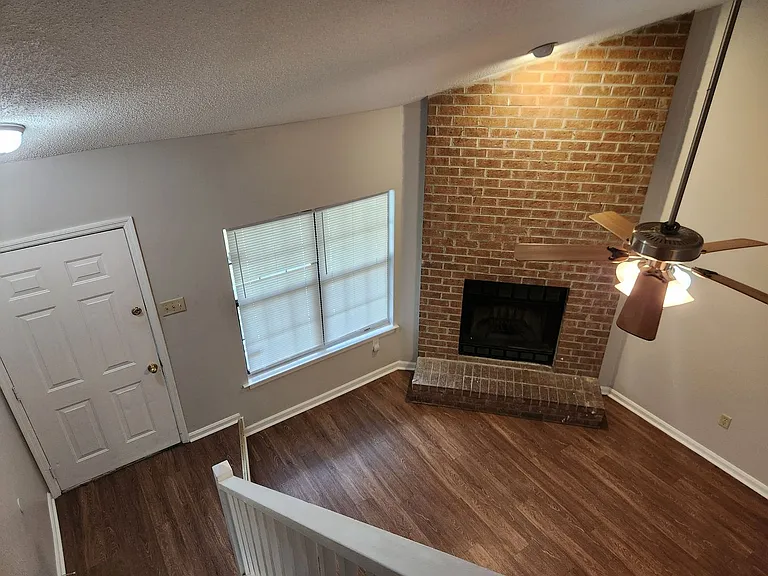 140 Windmill Ln — Photo 13