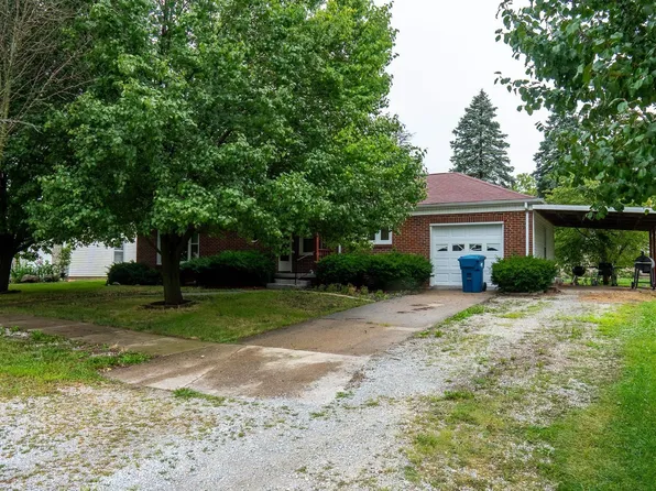 303 E Spies St, Boswell, IN 47921