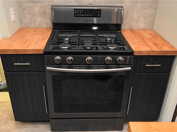 4th image of 4245 E 176th St