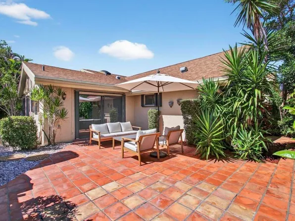 7745 Stanway Pl E, Boca Raton, FL 33433