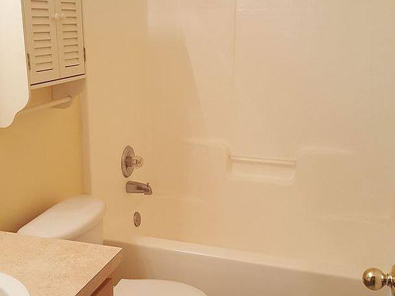 3rd image of 2100 Antler Dr