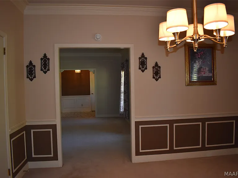 414 Arrowhead Dr — Photo 11