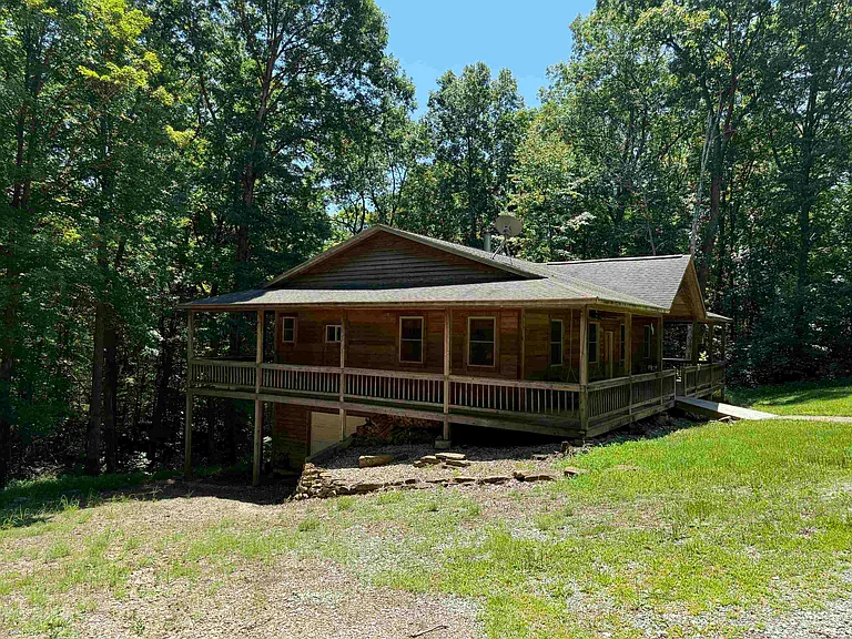 4666 N Pine Dr — Photo 13