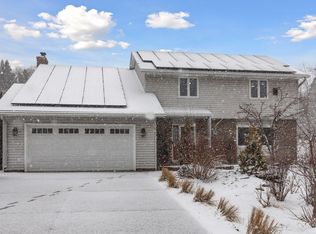 5811 130th Street Ct, Apple Valley, MN 55124