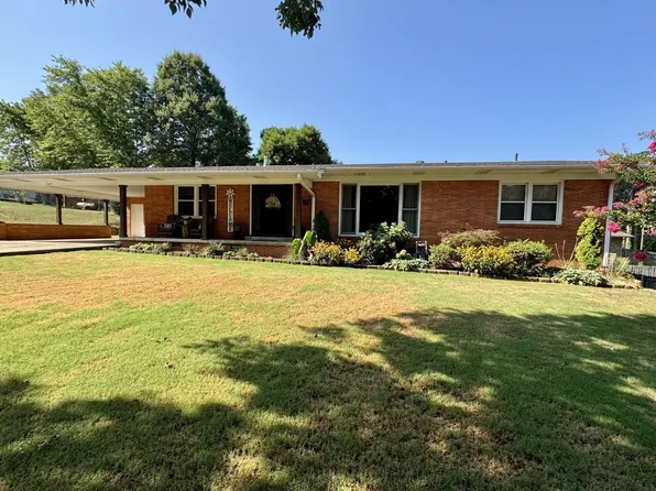 703 Center St, Harrisburg, AR 72432