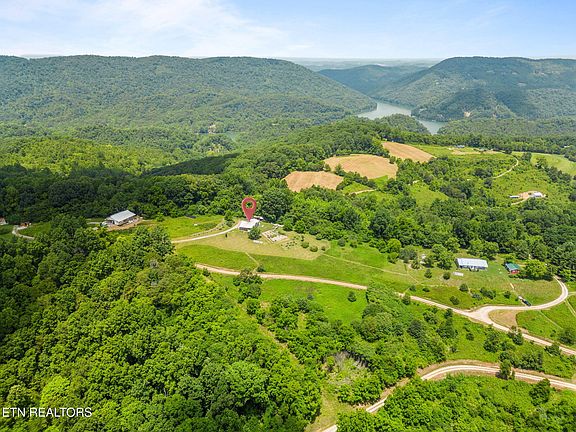 4th image of 891 New Harvest Rd