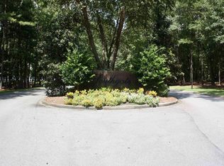 648 Southgate Dr, Camden, SC 29020