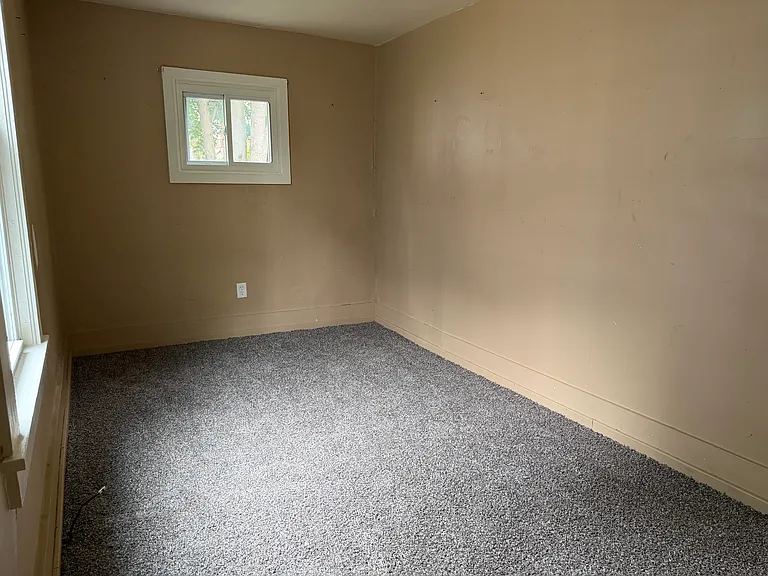 312 Utica St #1 — Photo 10