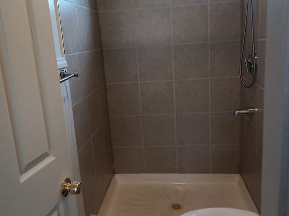 2nd image of 29 E Walnut St Floor 1