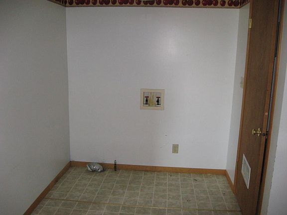 4th image of 510 S State Route 129 APT 4