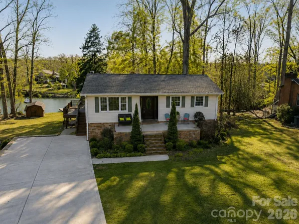 116 Stover Rd, Mooresville, NC 28117