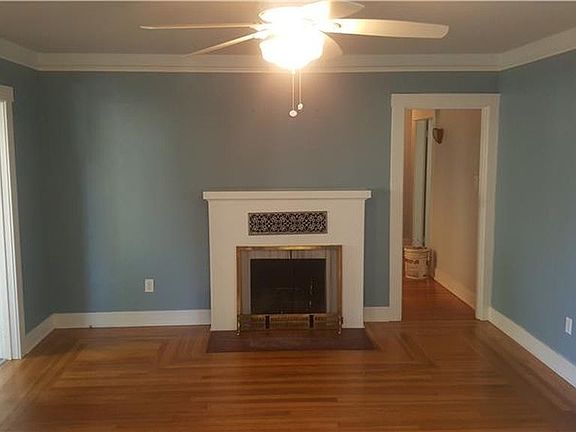 2nd image of 28 Lincoln Ave
