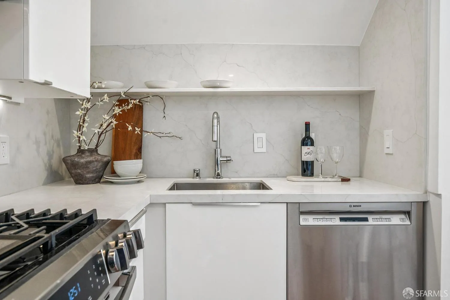 376 Union St #A - Photo 8