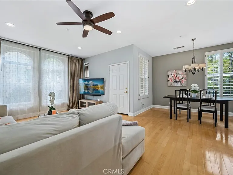 304 Terra Bella — Photo 11