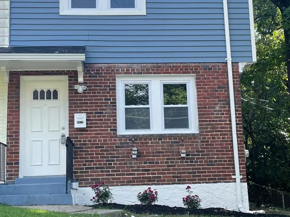 4613 Brookfield Dr, Suitland, MD 20746