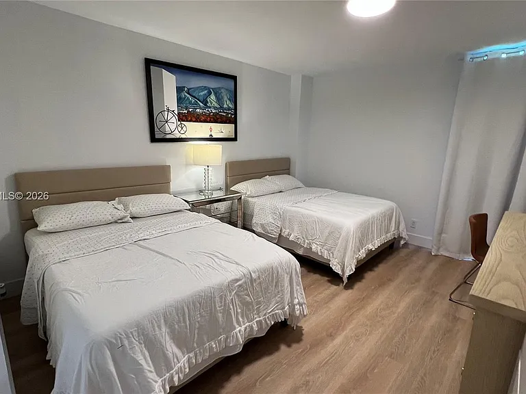 20500 W Country Club Dr #117 — Photo 6