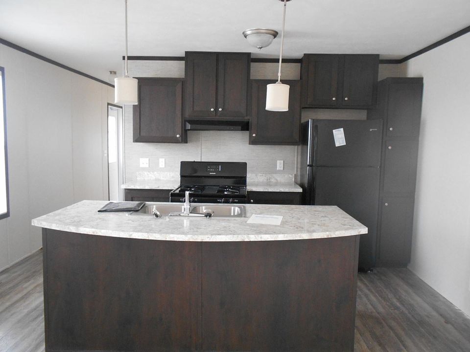 2nd image of 438 Cambridge Dr