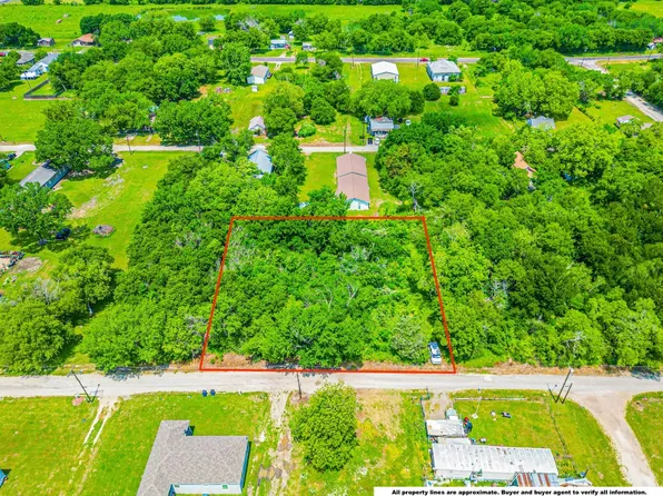 S 3rd St E, Dawson, TX 76639