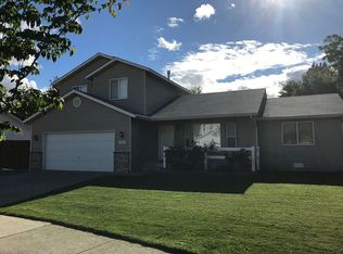 1984 Tumbleweed Cir, Hayden, ID 83835