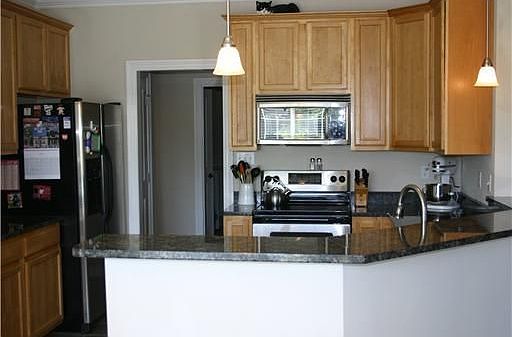 3rd image of 133 Portrush Dr