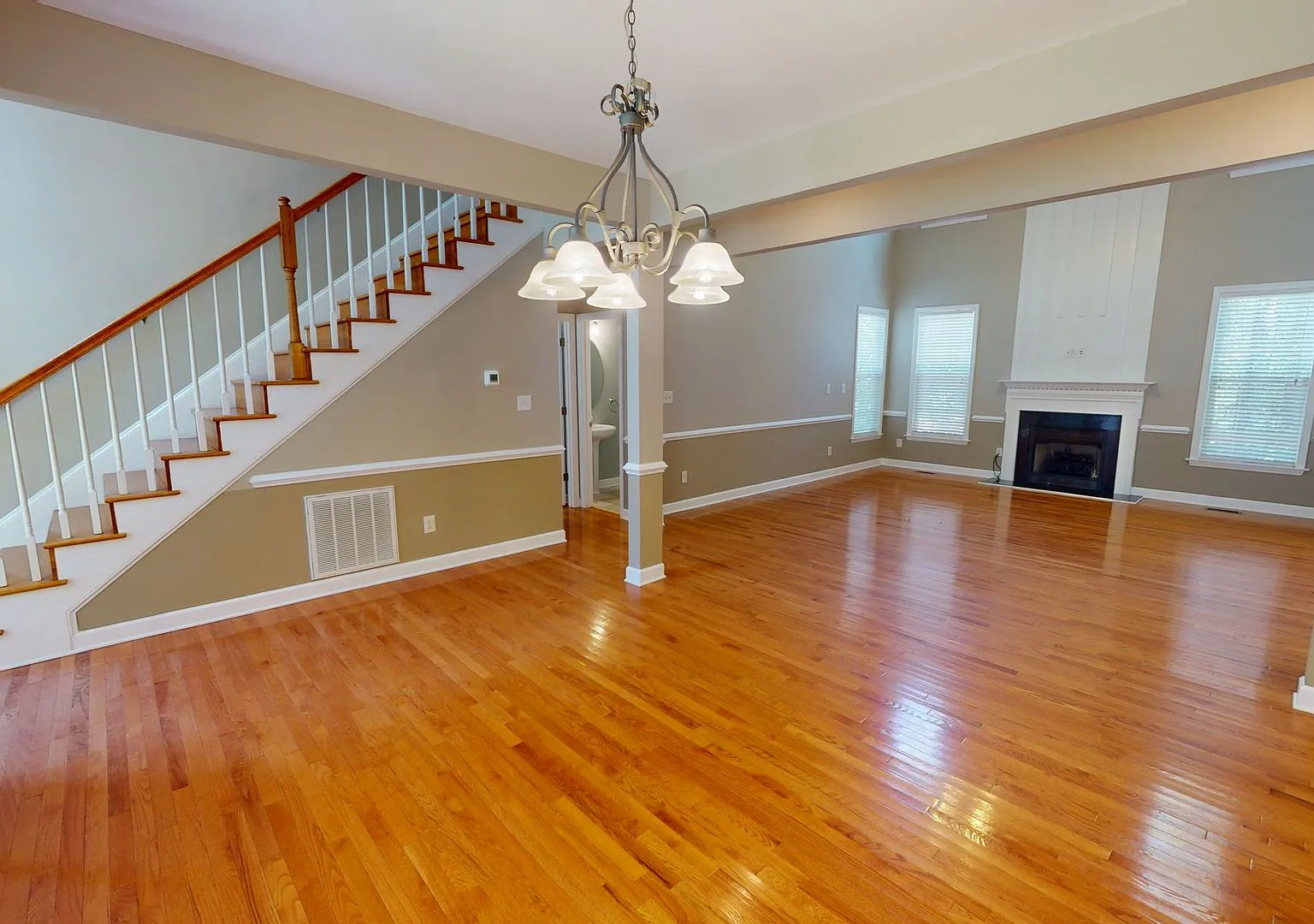 5 Bedrooms with Golf Course Views in Carolina Lakes! — Photo 4