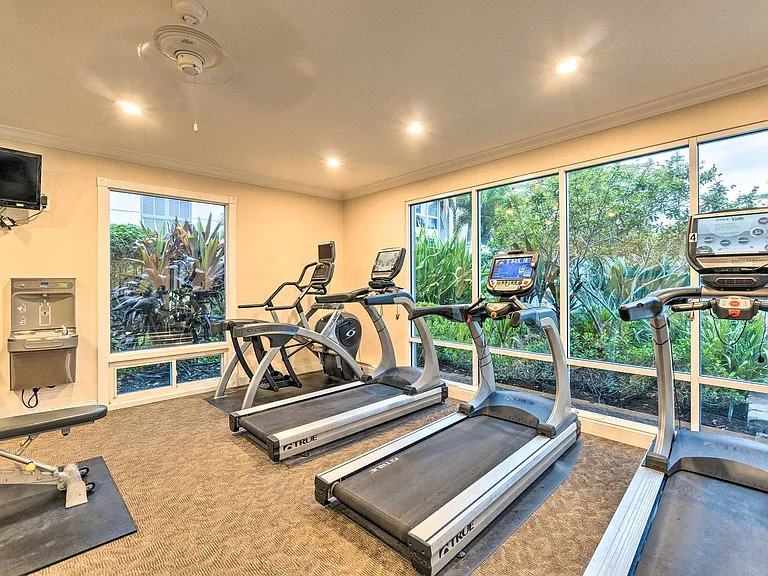 1037 W Peppertree Dr #3-ID1546456P — Photo 24