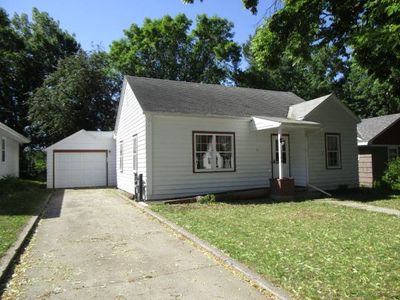 1304 2nd Ave, Mountain Lake, MN, 56159