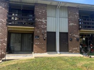 1553 Creekside Rd #B2-3, Whitehall, PA 18052