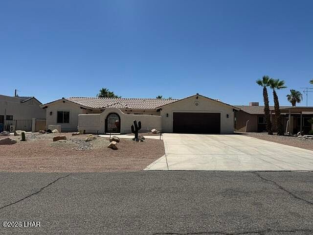 1st image of 1241 Tamarack Dr