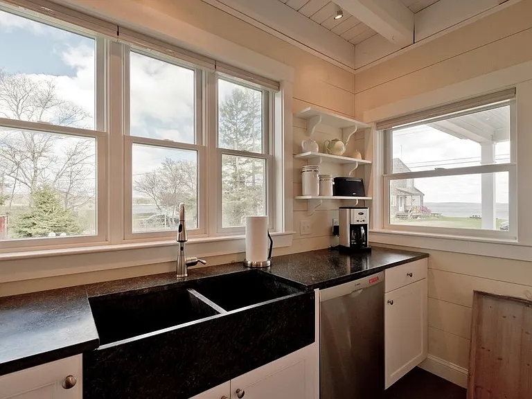 2 Tucker Ln — Photo 17