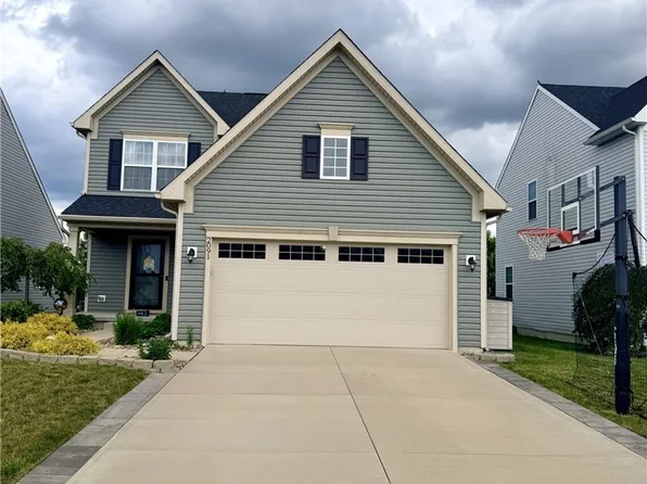 2091 Farroni Dr, Willoughby, OH 44094