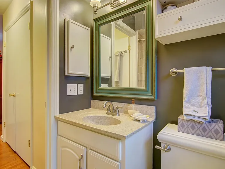 8589 Wicklow Ave — Photo 12