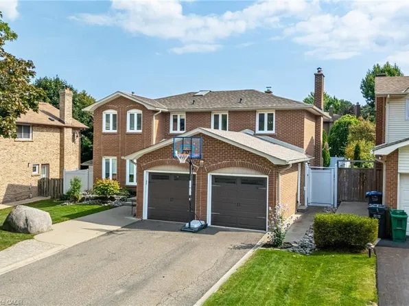 54 Maidstone Cres, Brampton, ON L6S 2Z5
